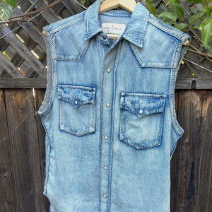 Imogene + Willie sleeveless Leah washed pearl snap shirt